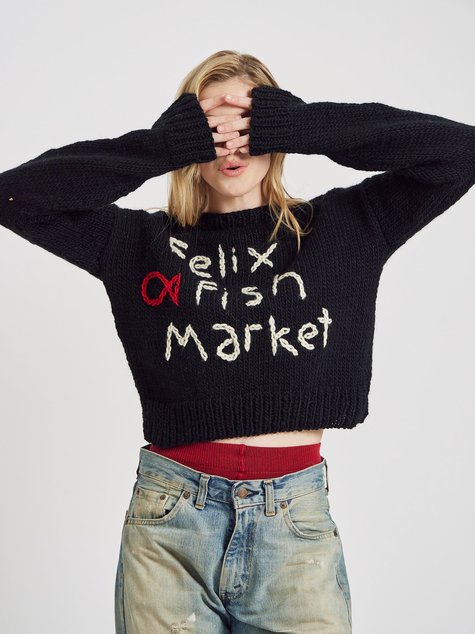 Market in Black Wool – Felix Eshop