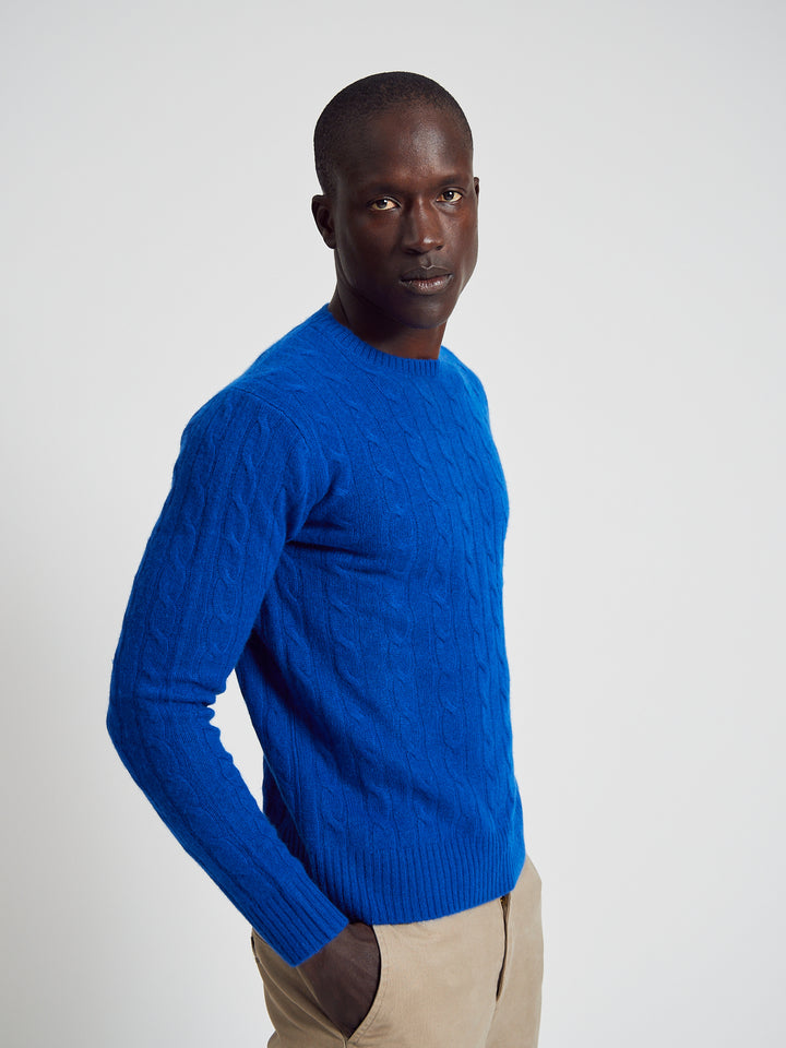 Cable-knit in Blue Cashmere
