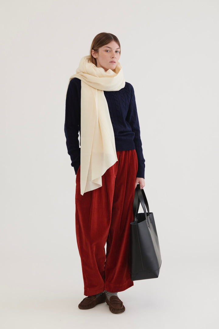 Kitchen Velvet Pants - Burgundy