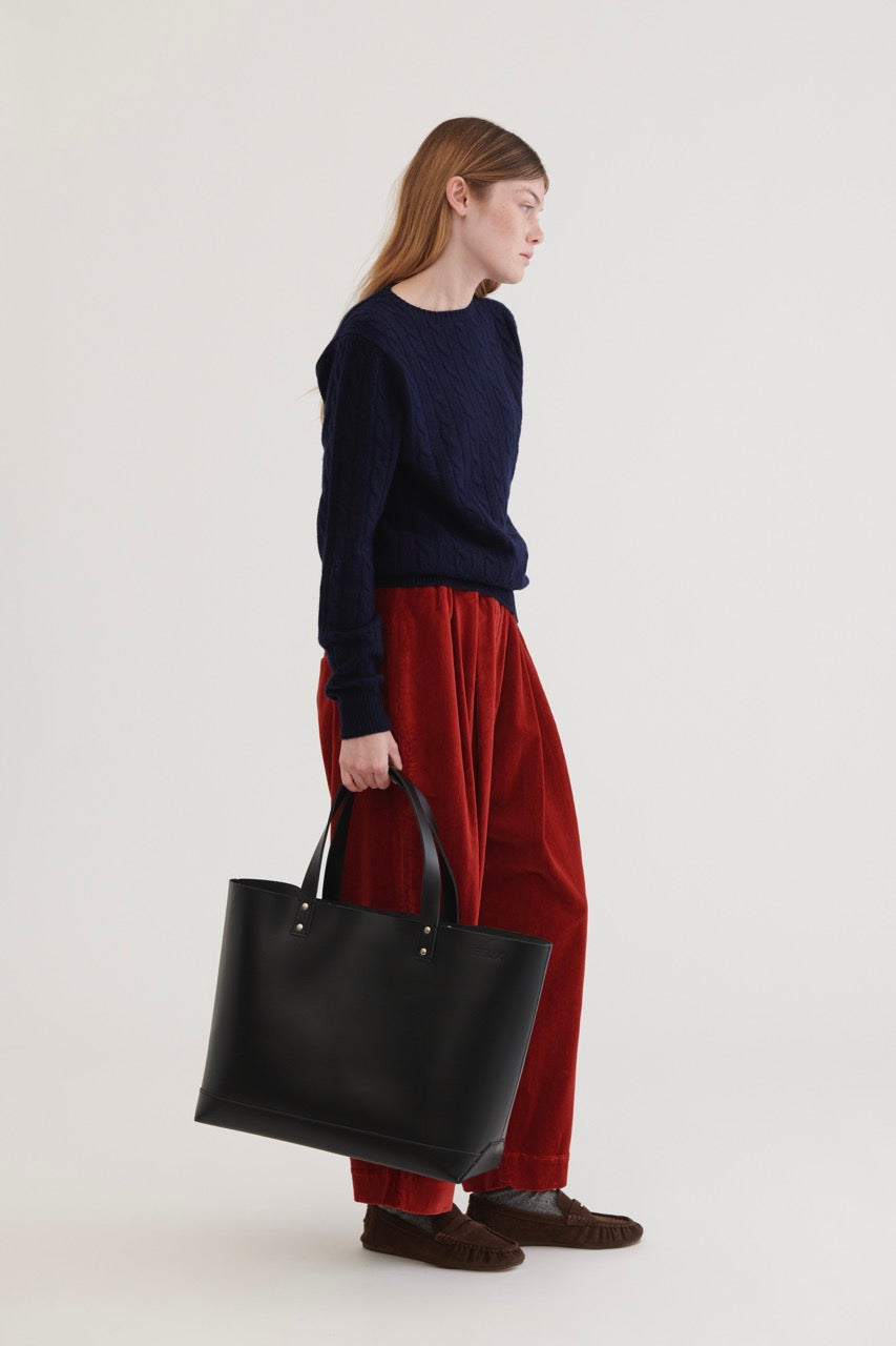 Cable Cashmere Sweater – Navy