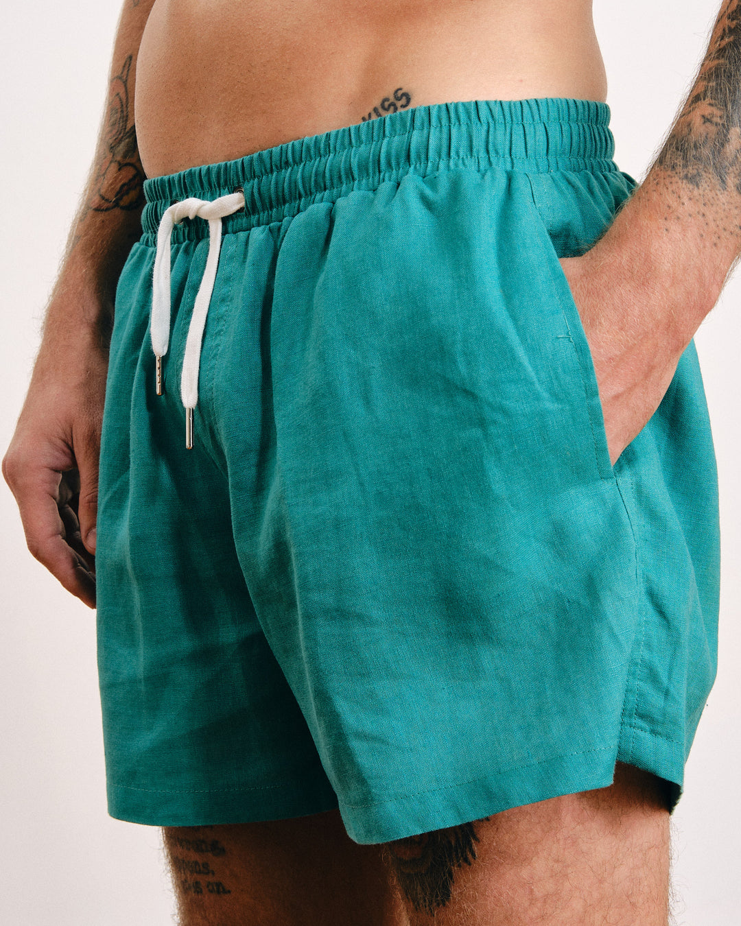 Indio 6-Inch Linen Shorts Emerald