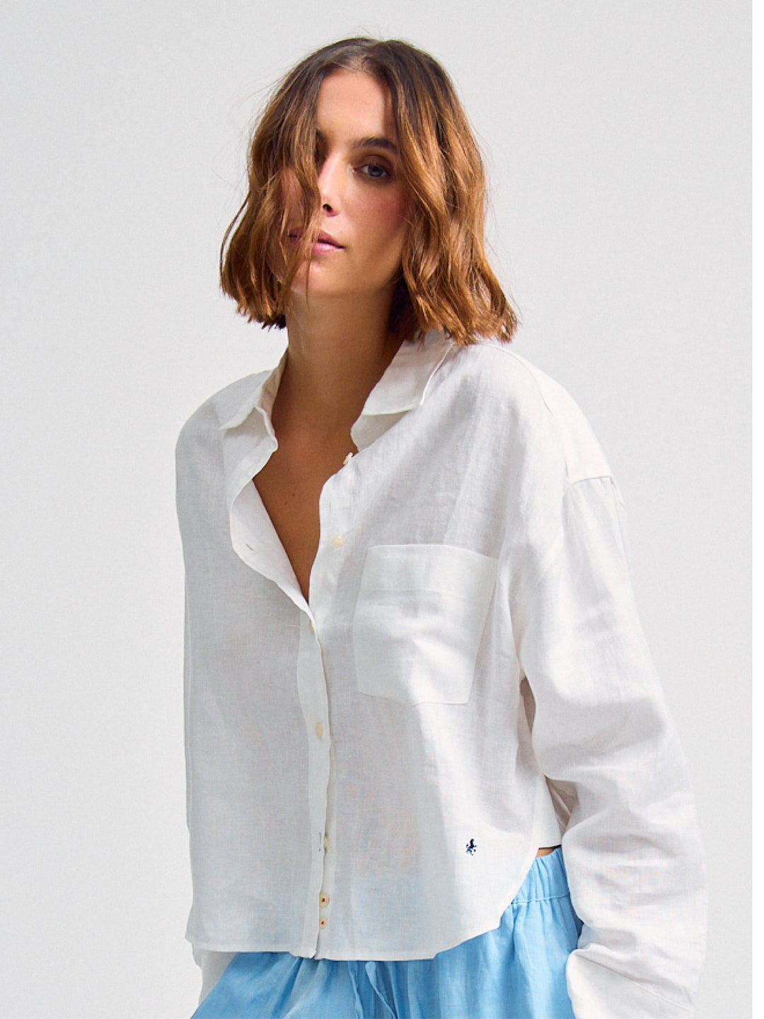 Juana Crop Linen Shirt White